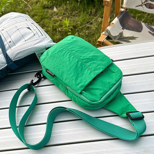 Damen Umhängetasche mit minimalistischem Design und praktischem Fächerlayout Nord Taschen