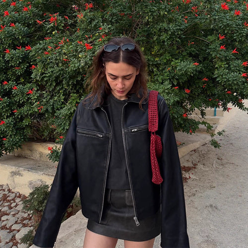 Damen Boxy-Lederimitatjacke mit zweifachem Reißverschluss und Brustzippern Nord Taschen