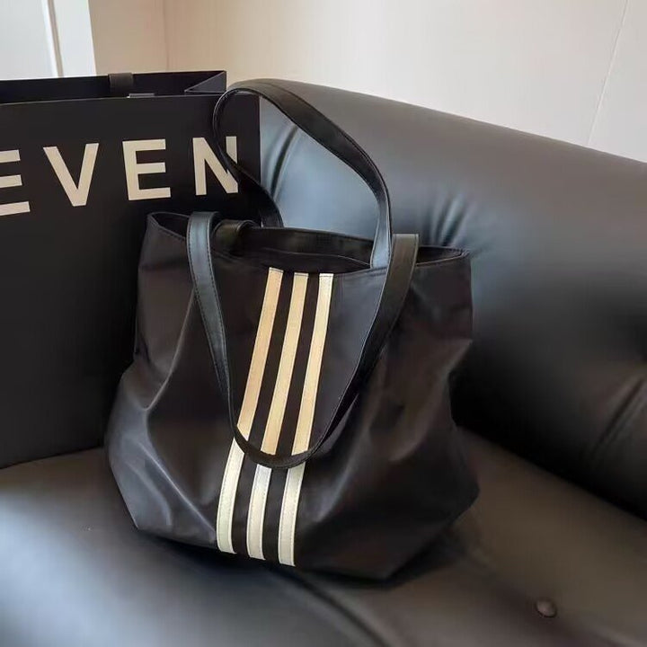 Damen Einkaufstasche mit funktionalen Seitentaschen Nord Taschen