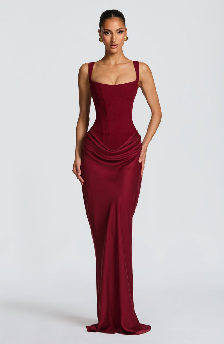 Damen Elegantes Maxikleid mit raffiniertem Drapierungseffekt