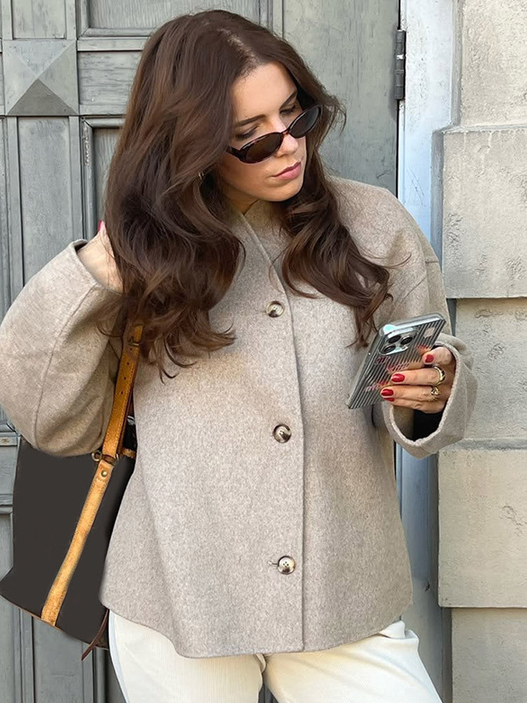 Damen Kurzmantel aus Wollmix mit kastiger Boxy-Silhouette und markanter Knopfleiste Nord Taschen