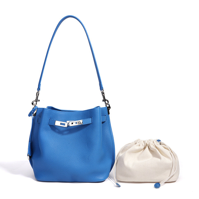 Damen Hobo-Tasche aus hochwertigem Leder mit verstellbarem Tragegurt Nord Taschen