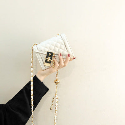 Damen Clutch-Tasche mit luxuriösem Kettenriemen und edlem Steppmuster Nord Taschen