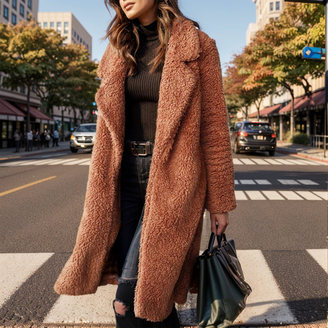 Damen Langer Teddy-Mantel aus Kunstfell mit Oversize-Schnitt und Schalkragen Nord Taschen