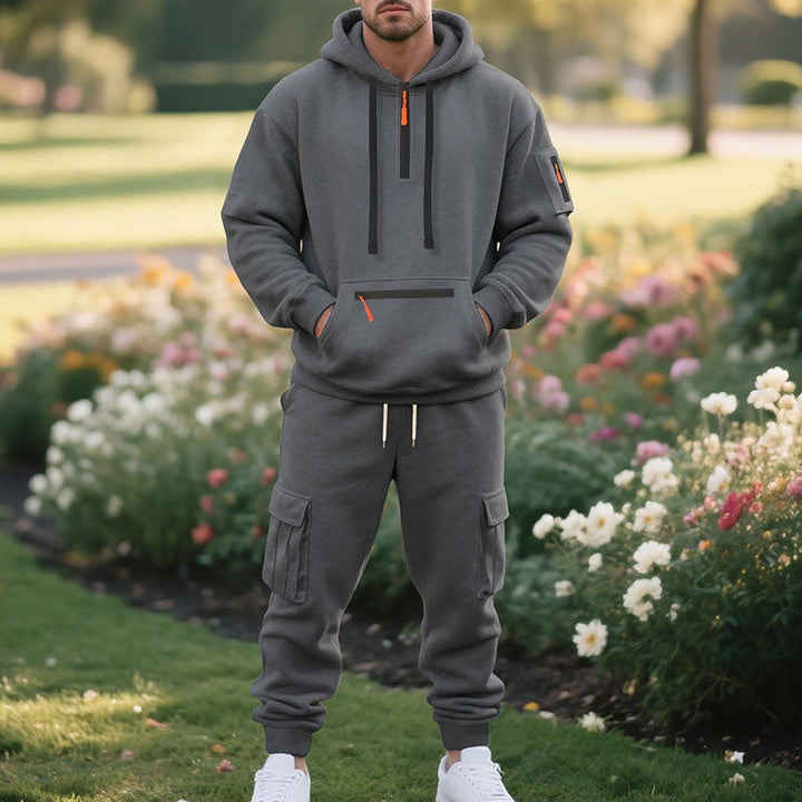 Herren Sportanzug mit praktischem Taschen-Design