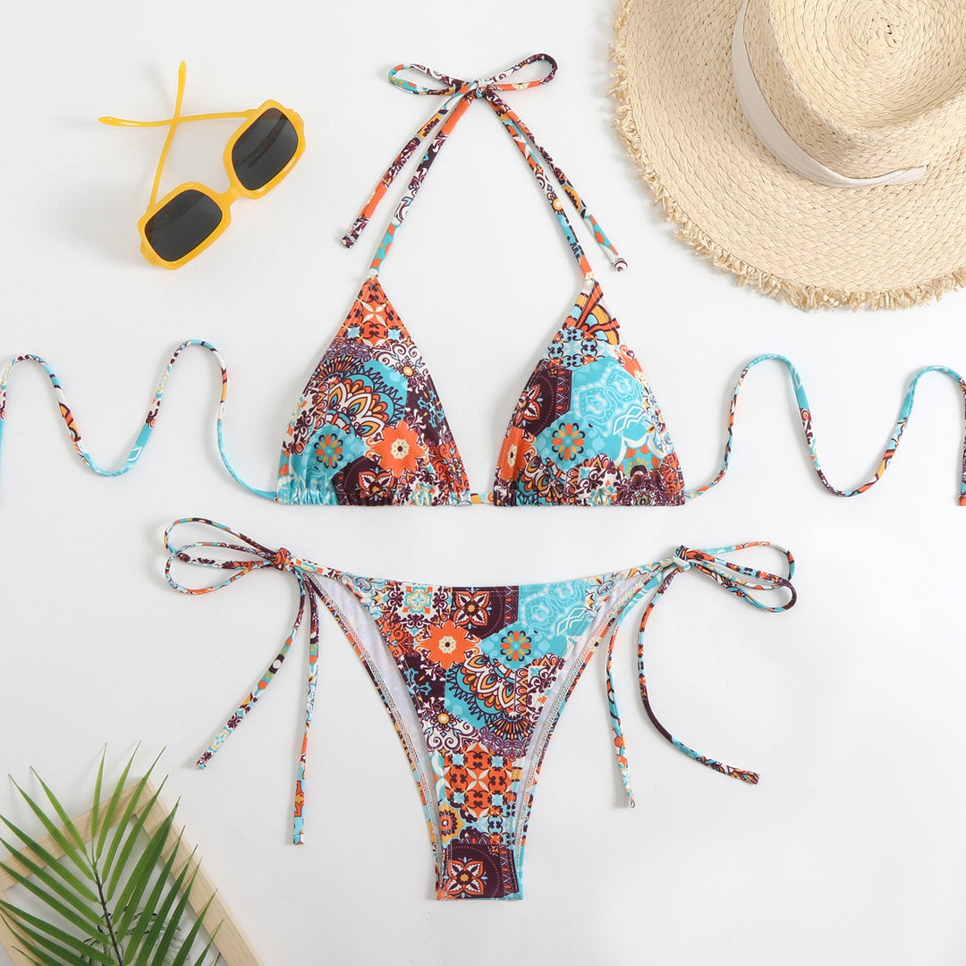 Damen Triangel-Bikini-Set mit verspieltem Blumenmuster und feinen Bindebändern