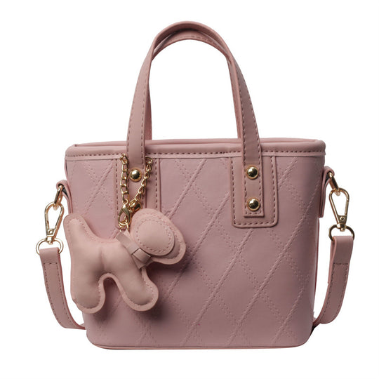 Damen Mini-Tasche mit gestepptem Design und abnehmbarem Anhänger | Nord Taschen