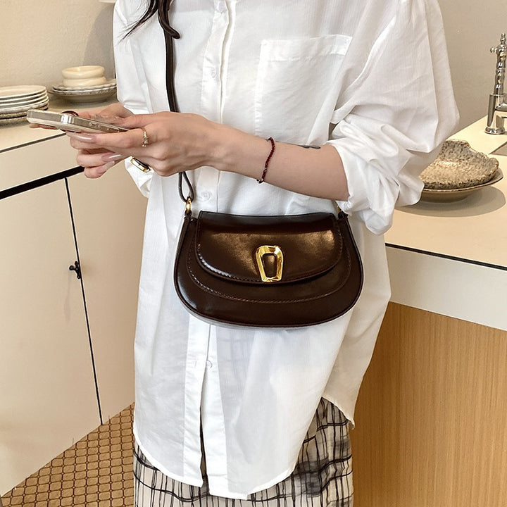 Damen Schultertasche mit elegantem Kettenverschluss und modischer Form Nord Taschen