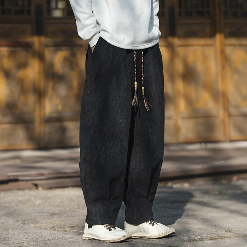 Herren Weit geschnittene Kordhose mit Tunnelzug, Bundfalten und Relaxed-Fit Nord Taschen
