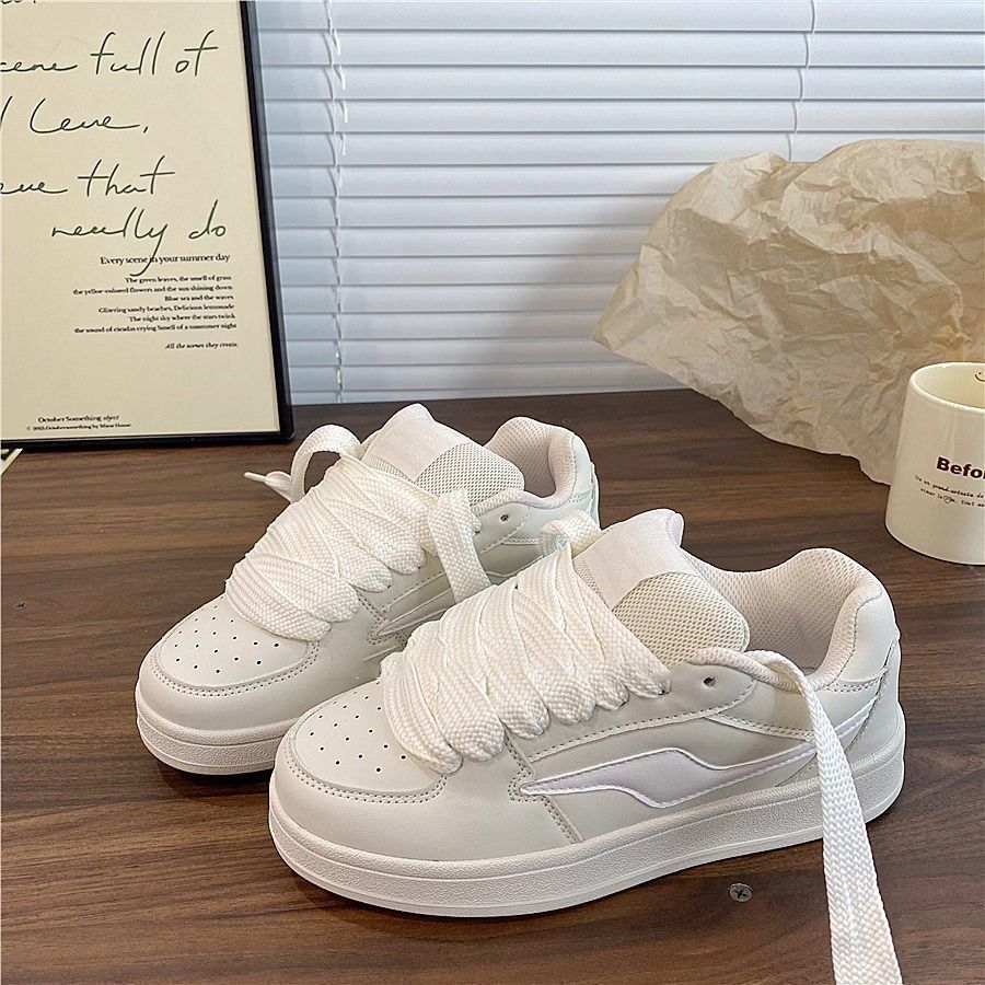 Damen Sneakers mit komfortabler Polsterung und stylischem Design