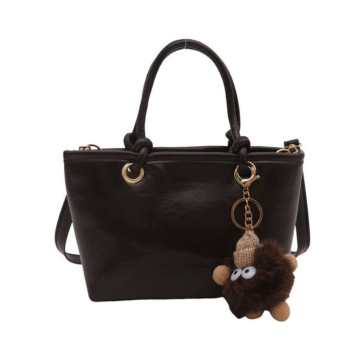 Damen modische Handtasche mit charmantem Anhänger und hochwertiger Verarbeitung Nord Taschen