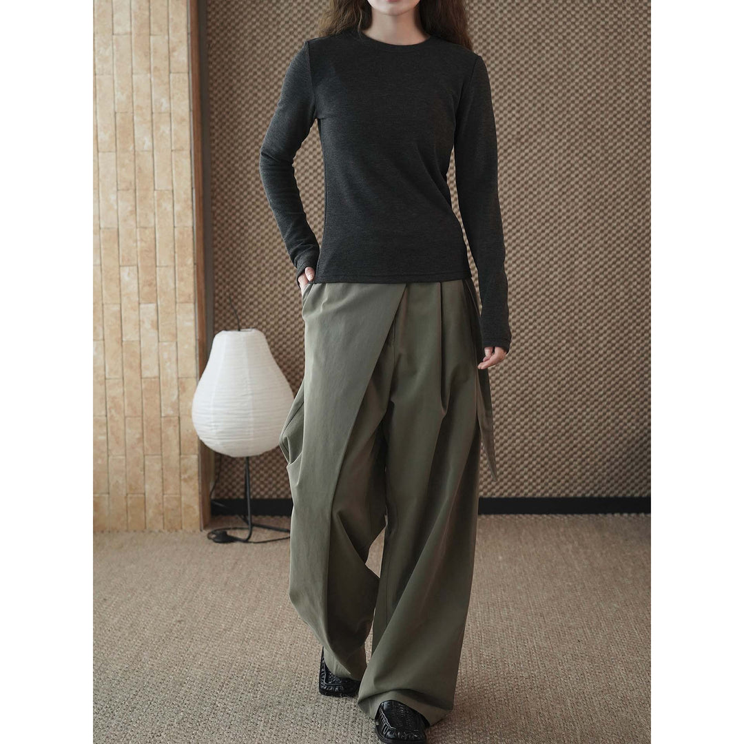 Damen Schmal geschnittenes Longsleeve aus feinem Jersey mit Rundhalsausschnitt Nord Taschen
