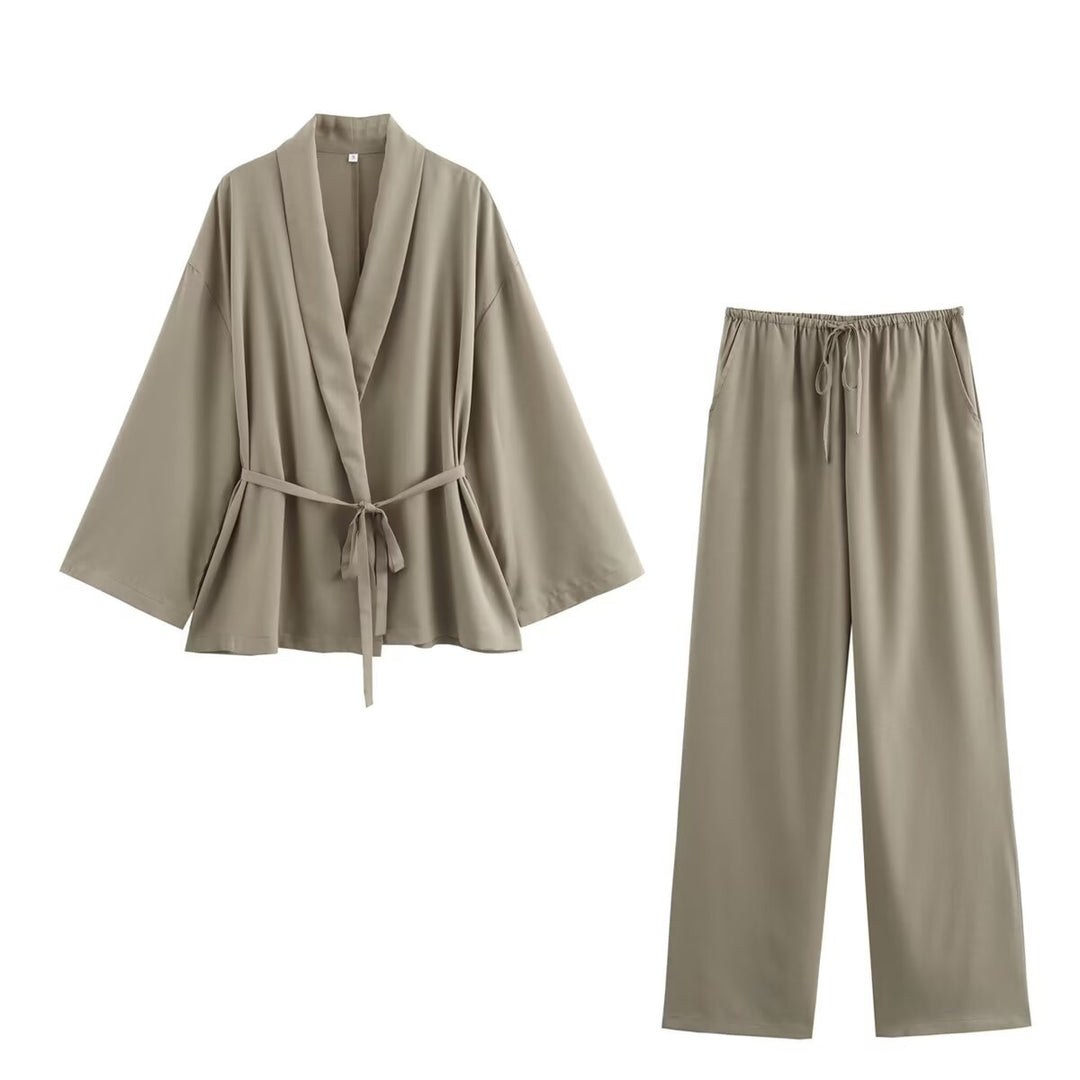 Damen Kimono-Jacke mit Wickelgürtel, weitem Schnitt und Schalkragen Nord Taschen