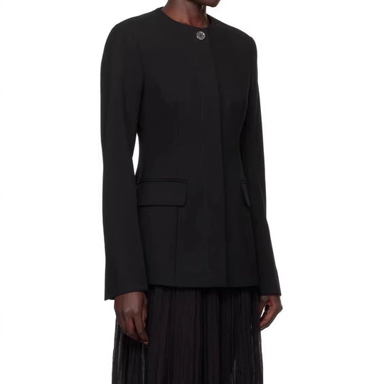 Damen taillierter Einreiher-Blazer mit Rundhalsausschnitt, verdeckter Knopfleiste und Pattentaschen Nord Taschen