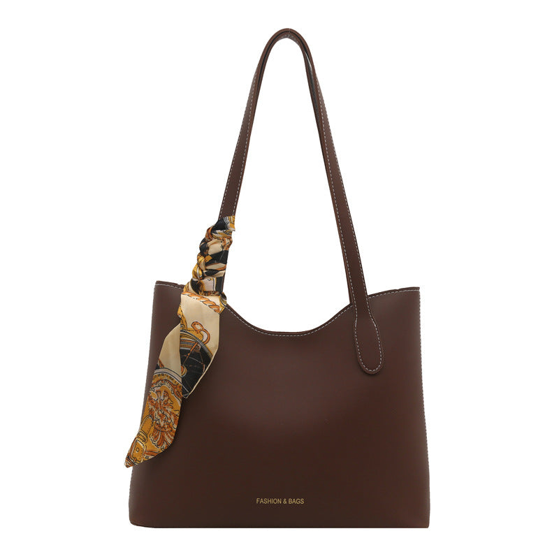 Damen moderne Henkeltasche mit stilvollem Knoten-Detail Nord Taschen