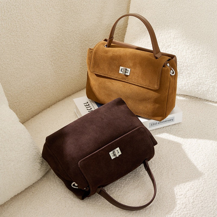 Damen samtige Handtasche mit edel glänzendem Verschluss Nord Taschen