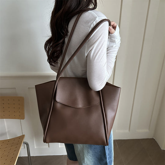 Damen elegante Ledertasche mit minimalistischem Design Nord Taschen
