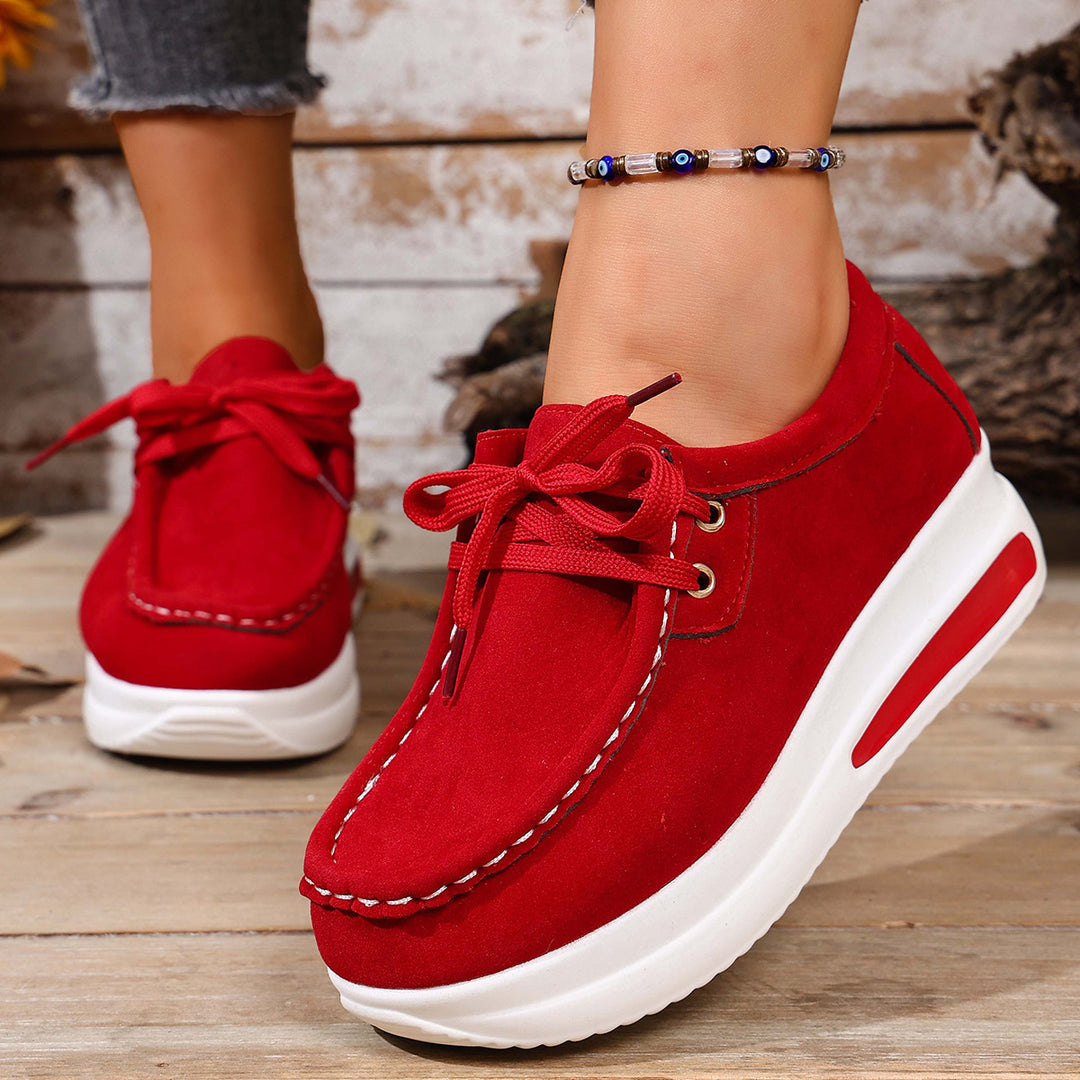 Damen Velours‑Mokassin‑Plateau‑Sneaker mit verstecktem Keil und gepolstertem Komfortfußbett Nord Taschen