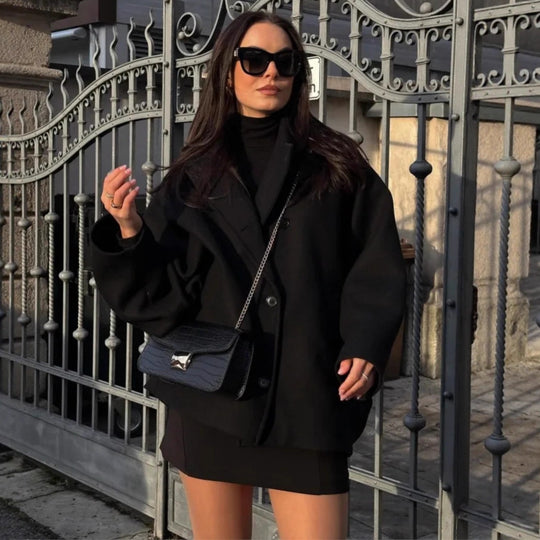 Damen Kurz geschnittener Oversize-Wollmix-Caban mit weitem Revers und kastiger Silhouette Nord Taschen