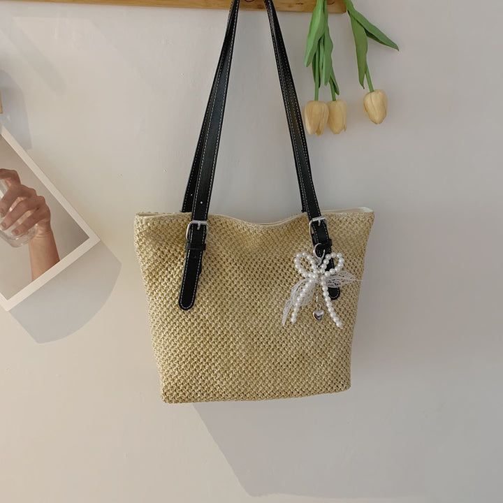 Damen stimmungsvolle Basttragetasche mit elegantem Perlenanhänger Nord Taschen