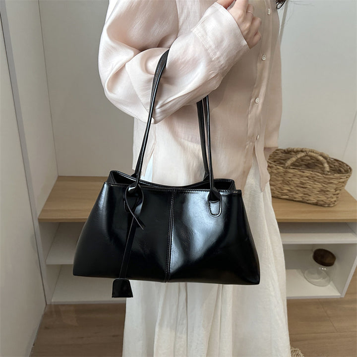 Damen elegante Schultertasche mit strukturiertem Design und modischem Schnallenverschluss Nord Taschen
