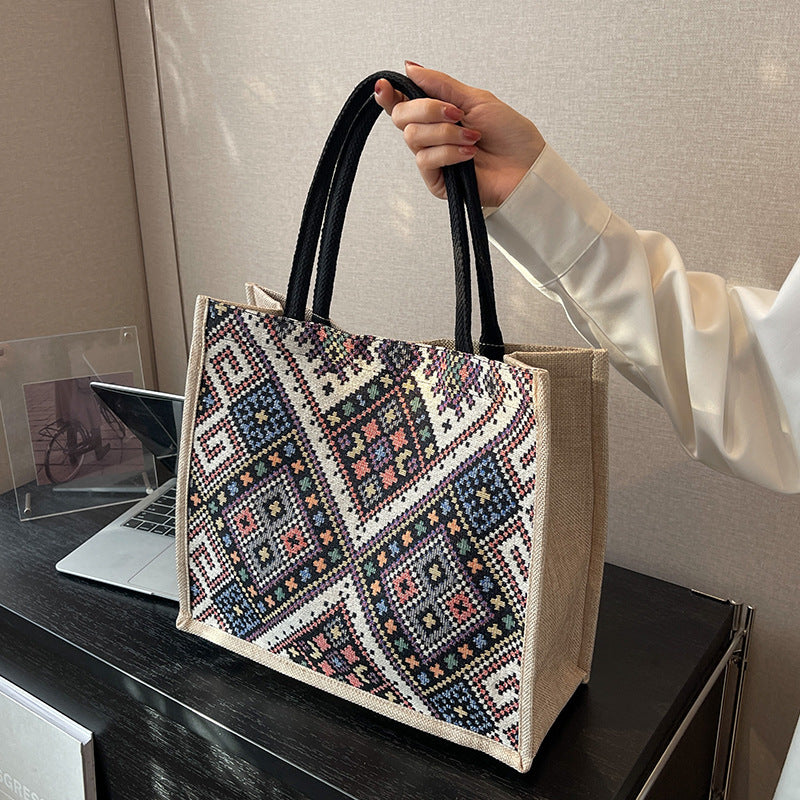 Damen Jute-Tragetasche mit farbenfrohem, geometrischem Muster Nord Taschen