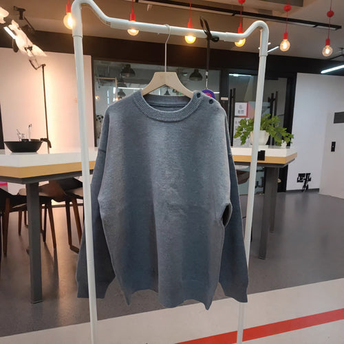 Unisex Oversized Strickpullover mit Destroy-Details und Rundhalsausschnitt Nord Taschen