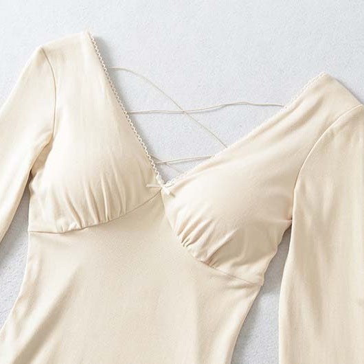 Damen Enganliegendes Minikleid mit tiefem V-Ausschnitt, geraffter Brust und gekreuzten Rückenträgern Nord Taschen