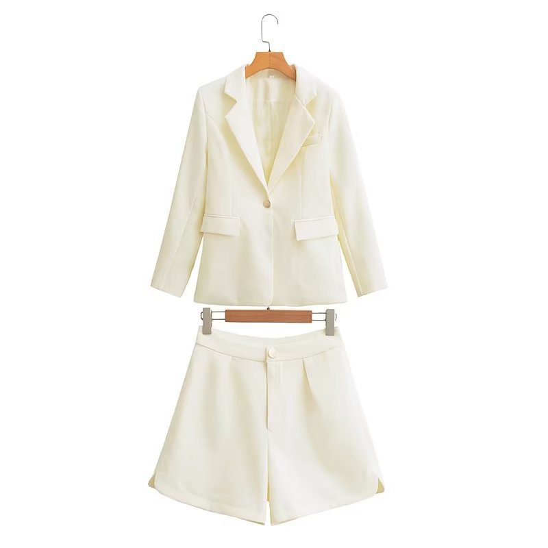 Damen Tailliertes Blazer- und Shorts-Set mit Korsagen-Croptop Nord Taschen