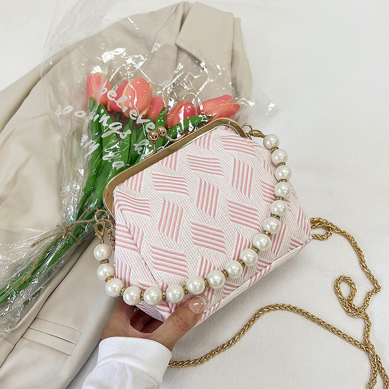 Damen Handtasche mit Perlenverzierung Nord Taschen