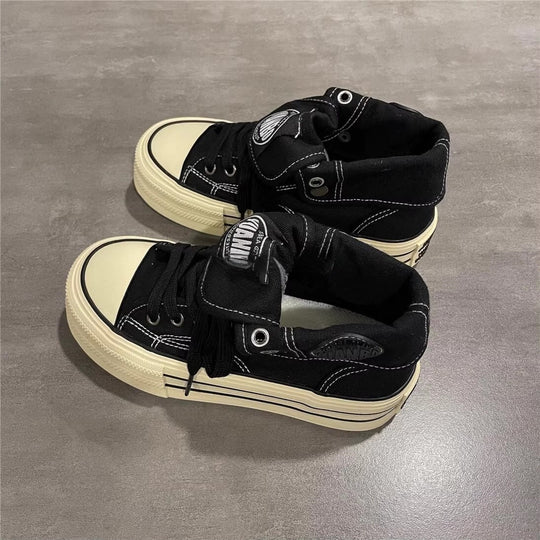 Damen Hohe Sneaker mit coolem Vintage-Design und praktischer Schnürung