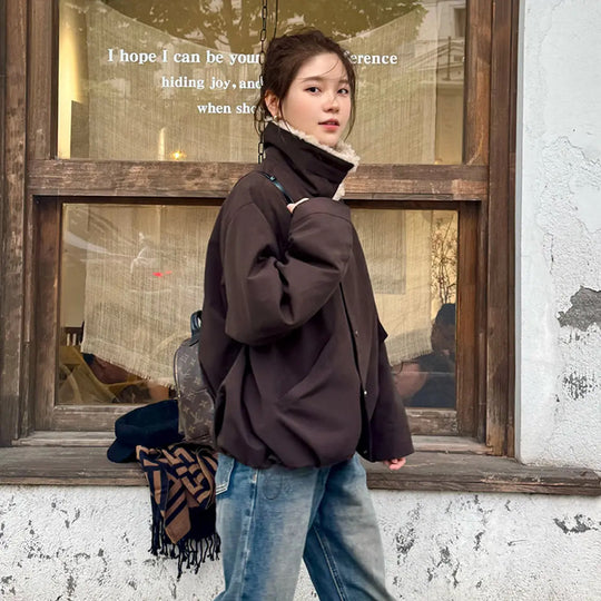 Damen Kurze Oversize-Boxy-Jacke mit Teddykragen und Druckknopfverschluss Nord Taschen