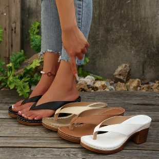 Damen Wedge-Pantoletten mit elegantem Riemendesign und komfortabler Fußbettung Nord Taschen