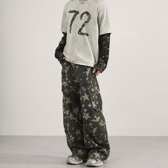 Herren weite Cargo-Palazzo-Hose mit allover Sternen-Print und Utility-Taschen Nord Taschen
