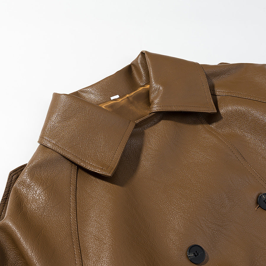 Damen Kurz geschnittener Kunstleder-Trenchcoat mit Bindegürtel und Schulterriegel Nord Taschen