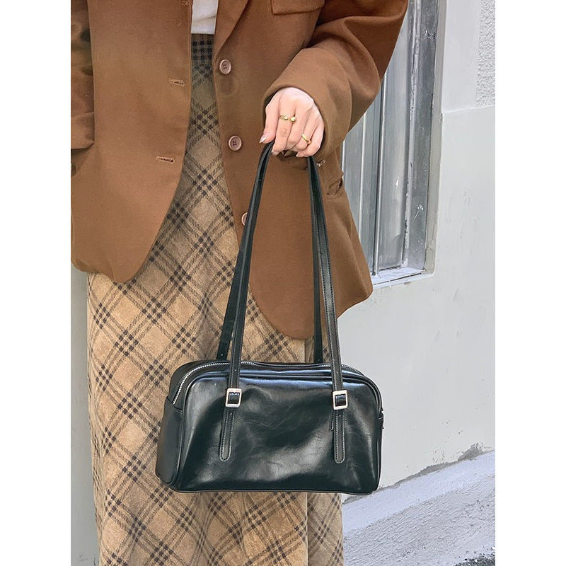 Damen elegante Umhängetasche mit verstellbaren Trageriemen und langlebiger Oberflächenstruktur Nord Taschen
