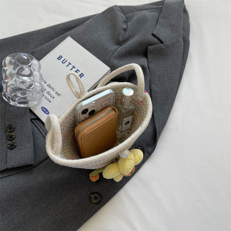 Damen stilvolle Sommerhandtasche mit verspieltem Blumendetail Nord Taschen