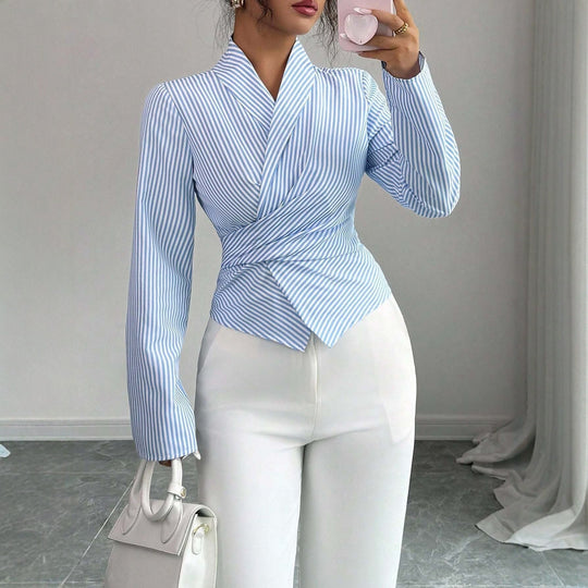 Damen Gestreifte Wickelbluse mit Schalkragen und taillierter Silhouette Nord Taschen