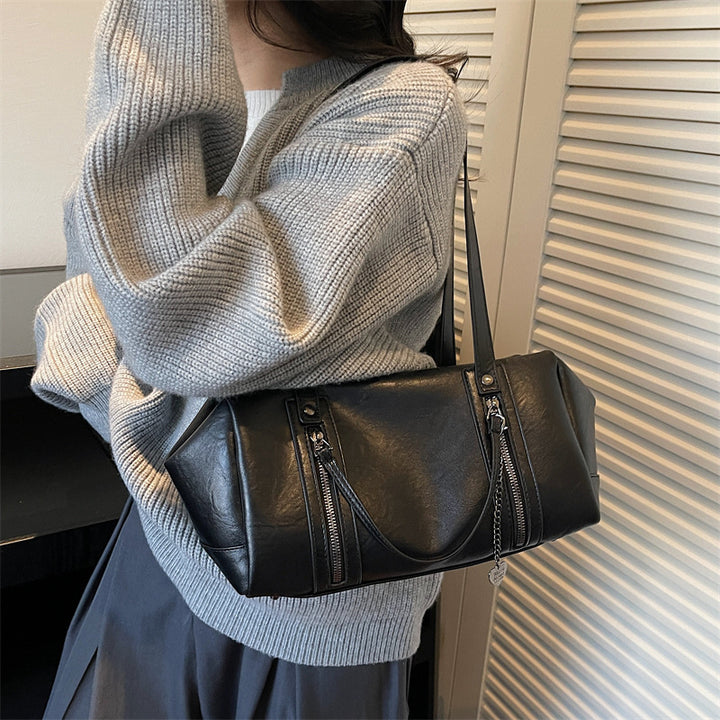 Damen Handtasche aus hochwertigem Kunstleder mit verstellbaren Trageriemen Nord Taschen