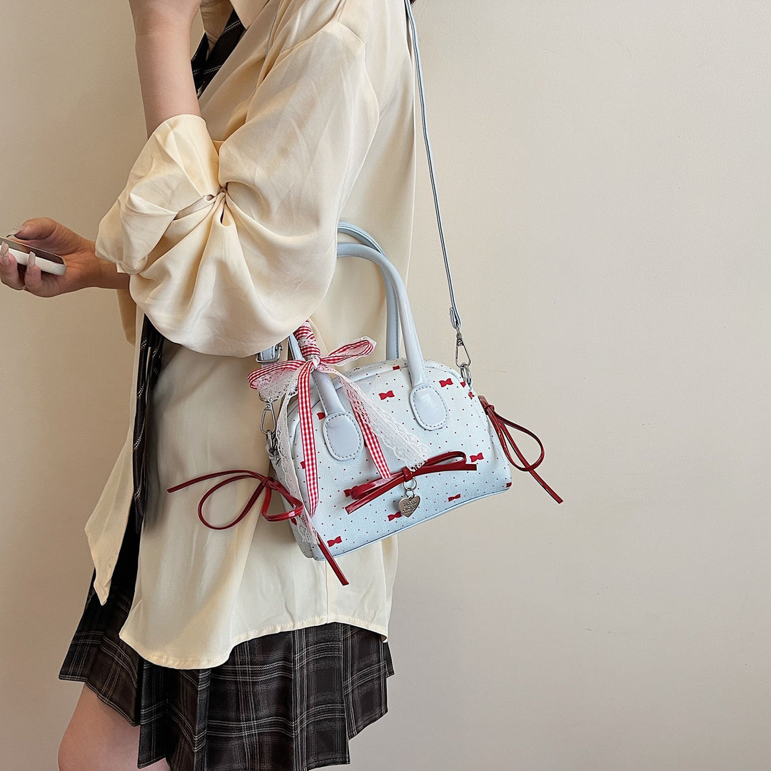 Damen Mini-Tasche mit verspieltem Design und charmanten Details Nord Taschen