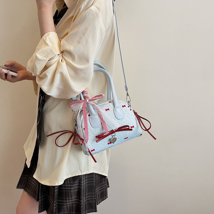 Damen Mini-Tasche mit verspieltem Design und charmanten Details Nord Taschen