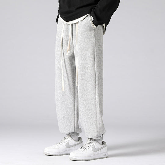Herren Oversize-Jogginghose mit tiefer Leibhöhe, konischem Bein & extra langen Kordeln Nord Taschen