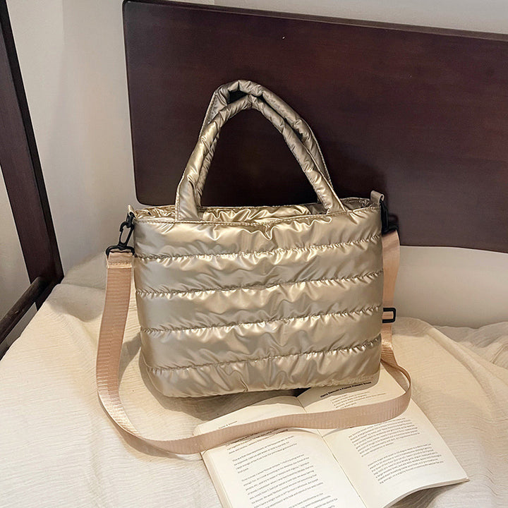 Damen praktische Umhängetasche im modernen Steppdesign Nord Taschen