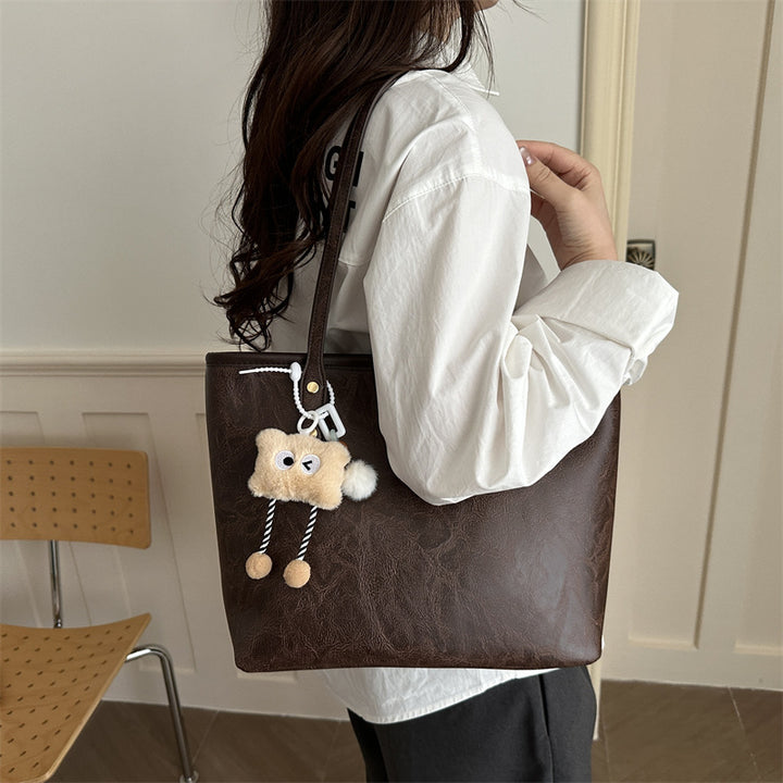 Damen klassische Tote-Bag mit charmantem Plüschtieranhänger Nord Taschen