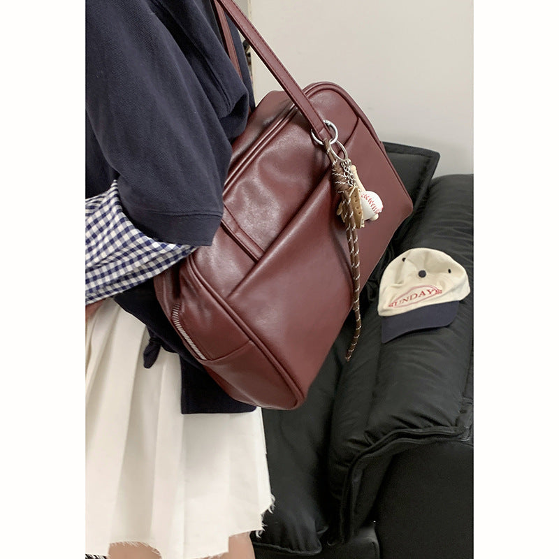 Damen elegante Handtasche mit praktischem Innenlayout Nord Taschen
