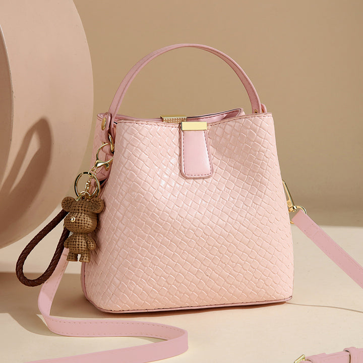 Damen Handtasche mit elegantem Teddy-Anhänger Nord Taschen