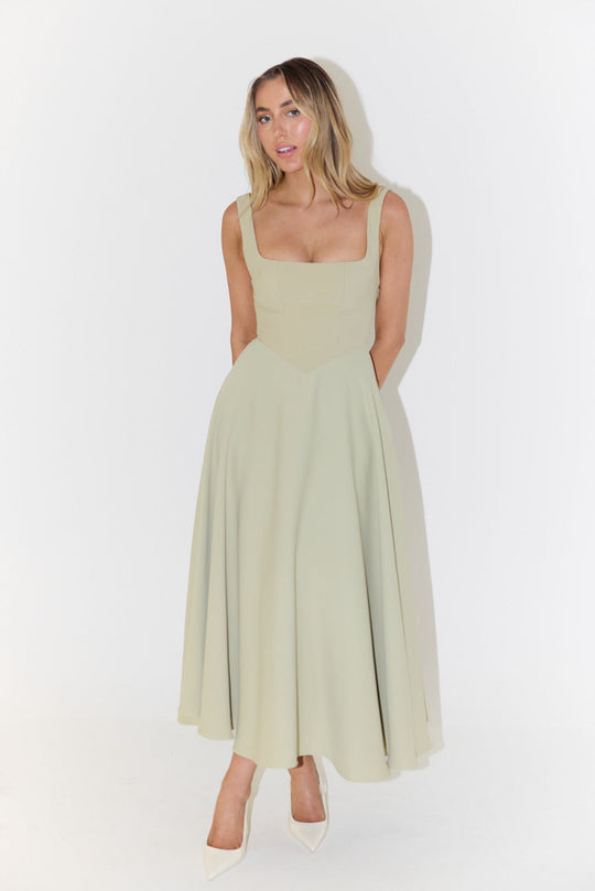 Damen A-Linien Maxikleid mit quadratischem Ausschnitt und fließendem Stoff