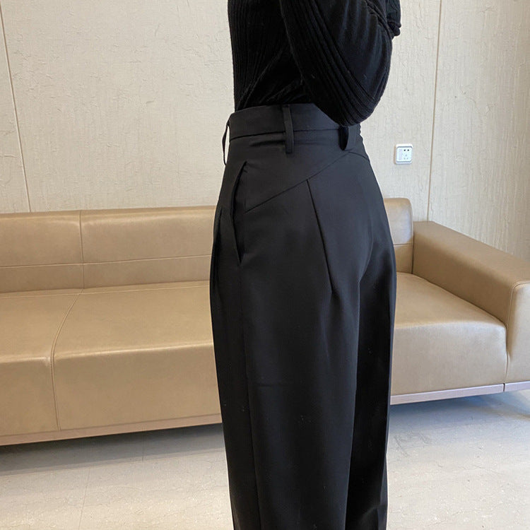 Damen Hochtaillierte Bundfaltenhose mit weitem Bein und scharfer Bügelfalte Nord Taschen