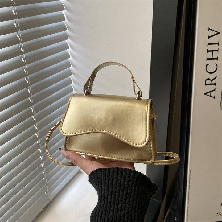 Damen Mini-Handtasche mit glänzendem Design Nord Taschen