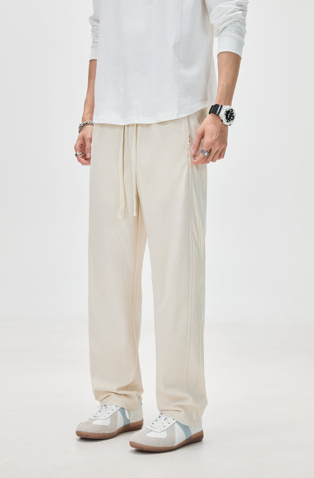 Herren Cordhose mit Kordelzug und geradem Bein Nord Taschen